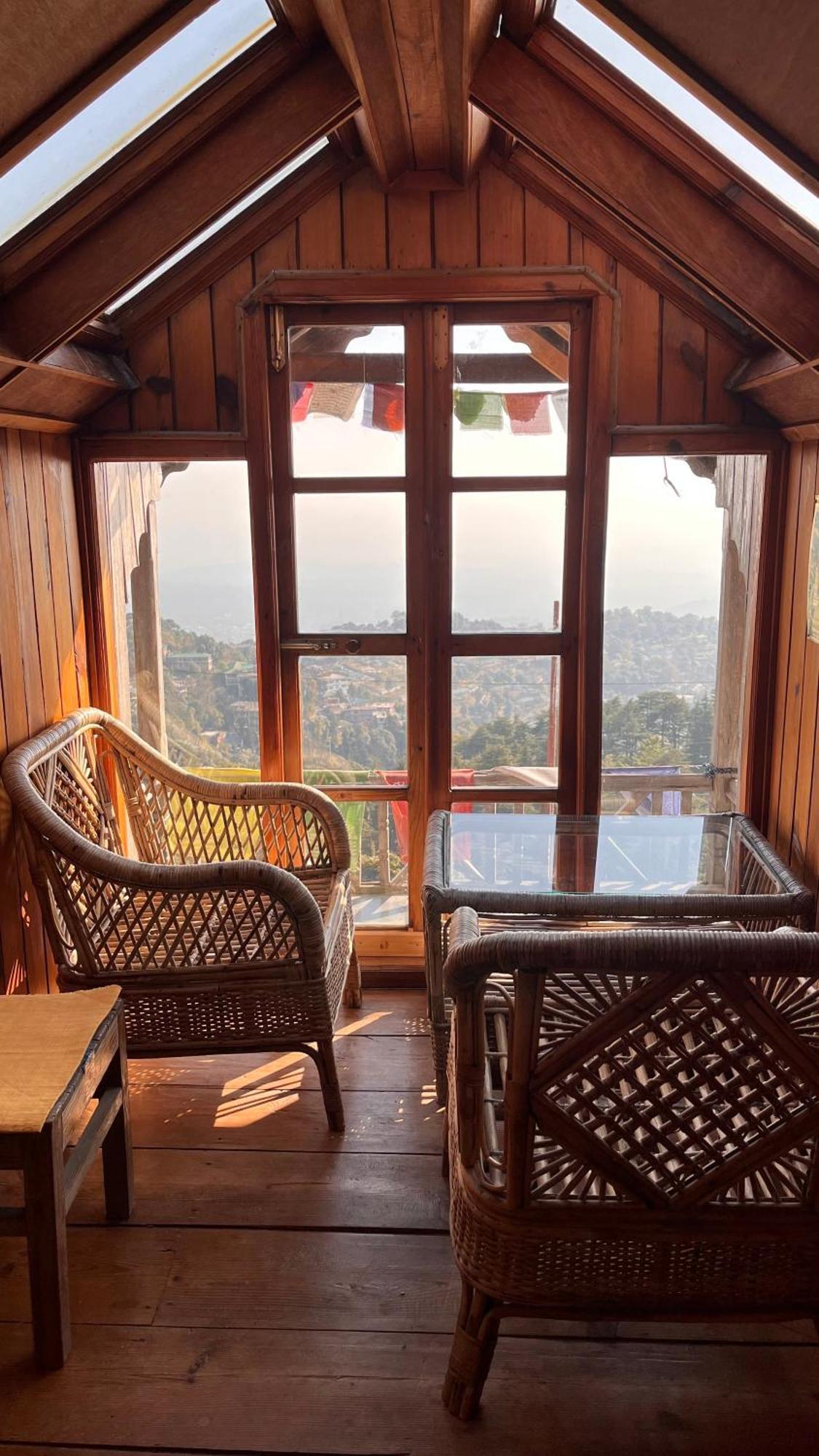 Appartamento Naddi Castle McLeod Ganj Esterno foto